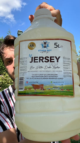 Doğal Çiğ Jersey İnek Sütü (5 Lt)